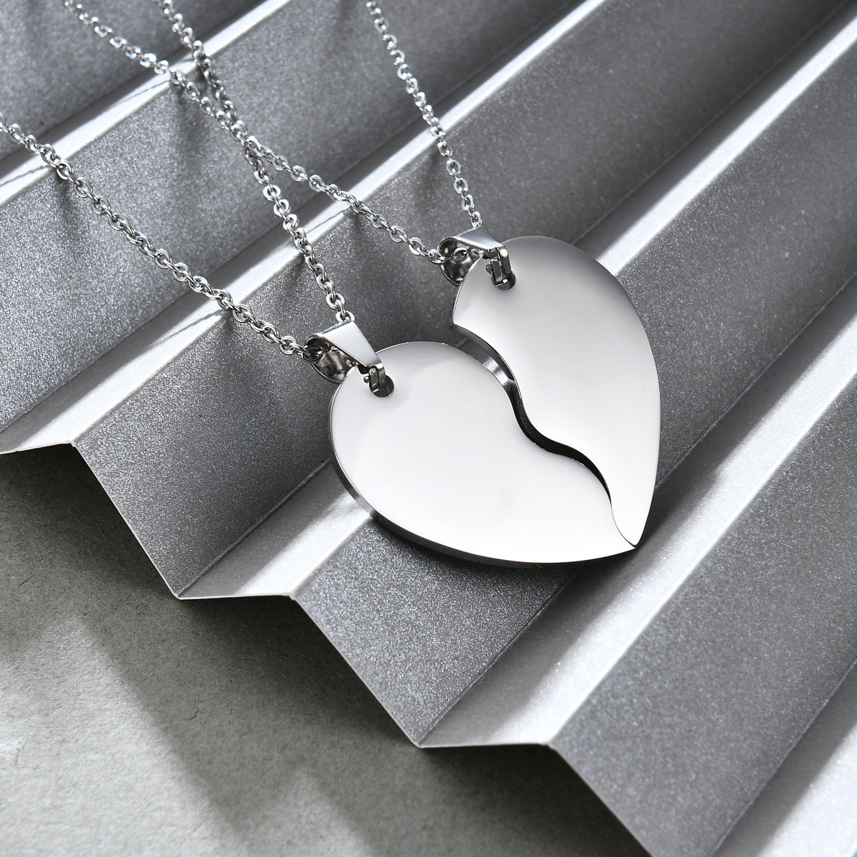 Set Titanium Steel Heart Necklace