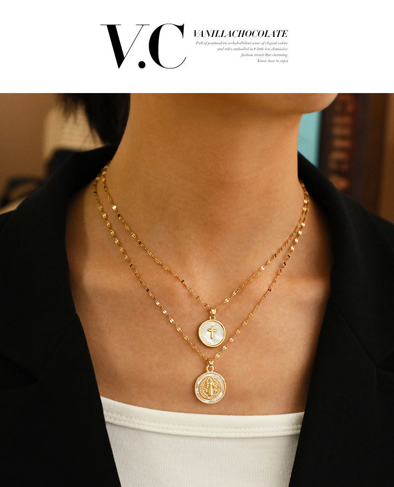 Fashion Golden 2 Titanium Steel Round Shell Portrait Pendant Necklace