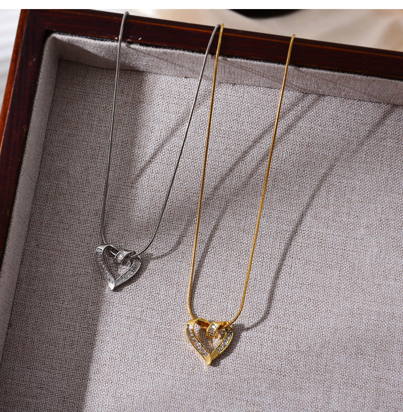 Fashion Gold Titanium Steel Inlaid Zirconium Heart Pendant Necklace