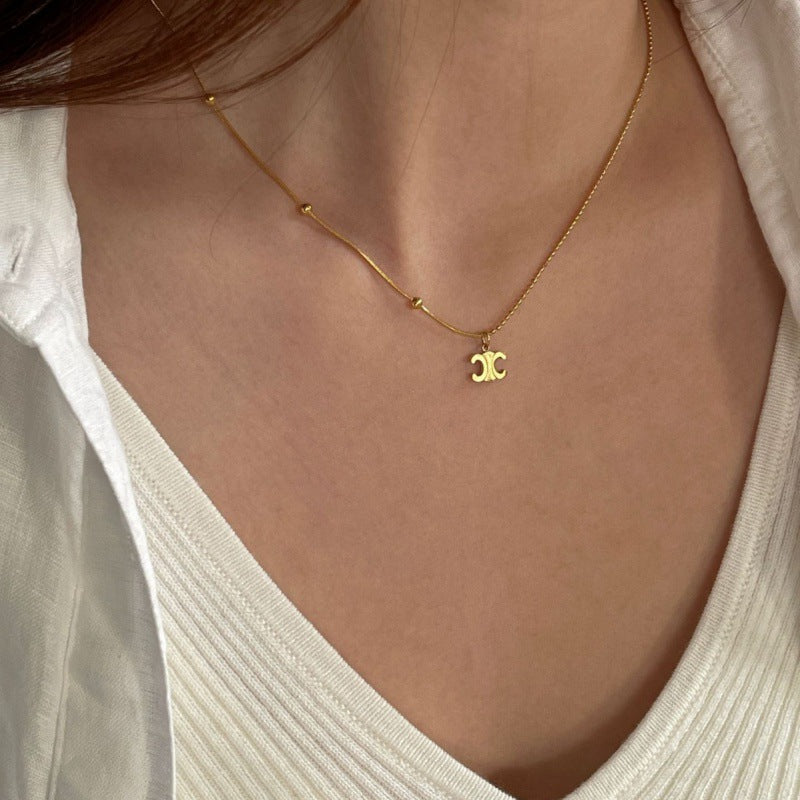 Fashion Gold Titanium Steel Arc De Triomphe Necklace