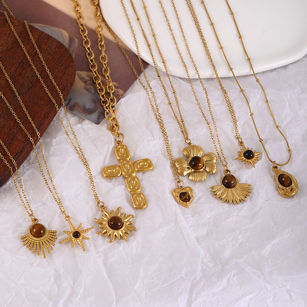 Gold 1 Titanium Steel And Resin Flower Necklace