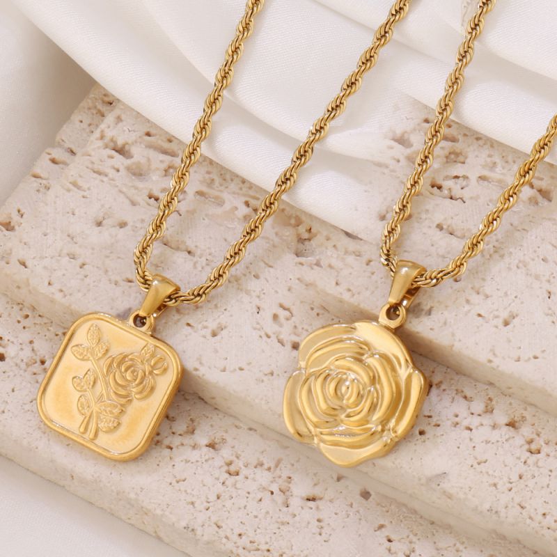 Golden Square Roses Stainless Steel Flower Necklace