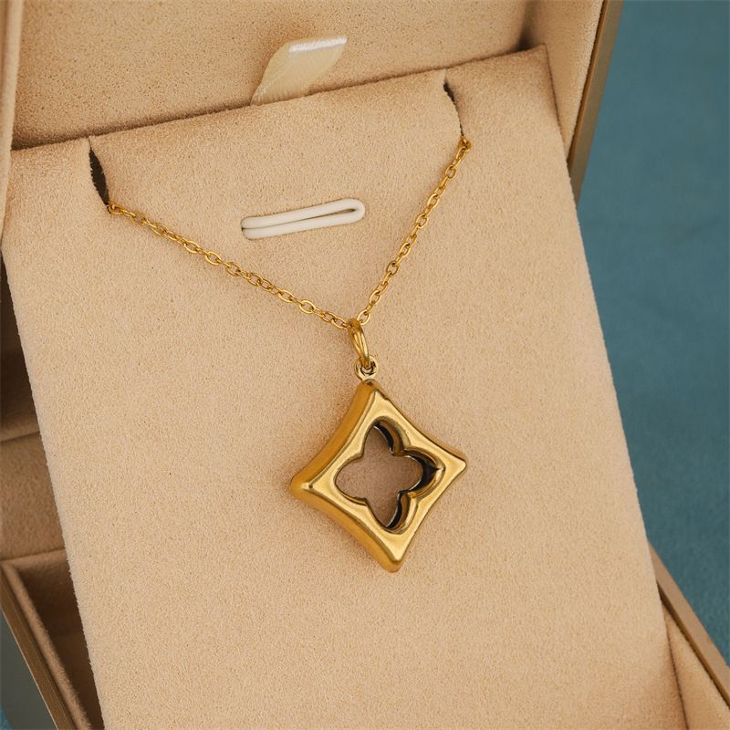 Gold Stainless Steel Openwork Four-leaf Clover Necklace