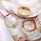 Gold 5 Titanium Steel Heart-shaped Bracelet Inlaid With Zirconium