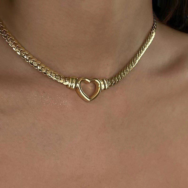 Gold Bracelet Titanium Steel Hollow Heart Bracelet