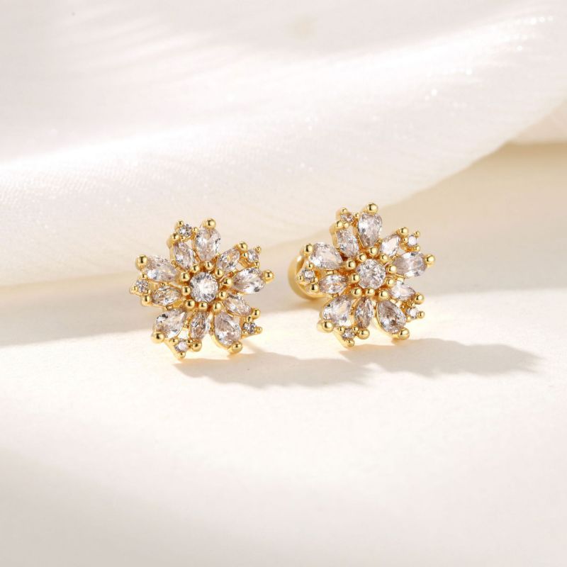 Gold Stainless Steel Snowflake Earrings Inlaid With Zircon