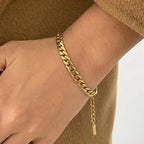 Gold Stainless Steel Cuban Chain Bracelet With Vacuum Plating Of 18k Gold For A Luxurious And Color-preserving Finish.