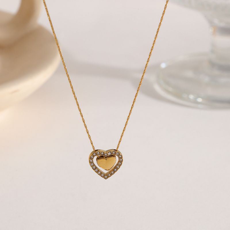 Gold Stainless Steel Full Diamond Heart-shaped Delicate Clavicle Chain Vintage Heart Necklace