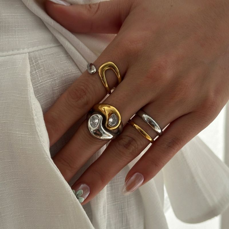Two-tone 2 3pcs 18k Gold Stainless Steel Color Block Zircon Ring Set