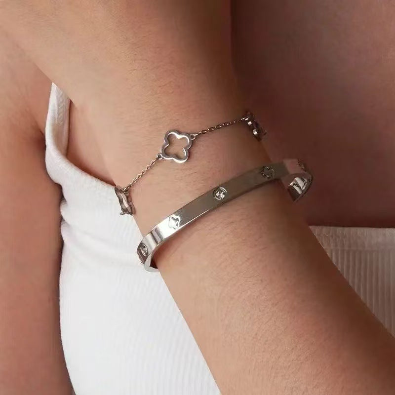 Rose Gold Titanium Steel Diamond-encrusted Four-leaf Clover Bracelet