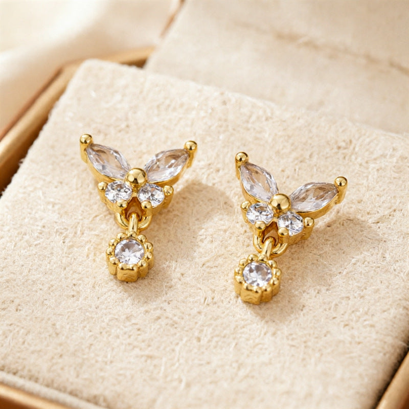 Gold 18k Gold Butterfly Pendant Screw Piercing