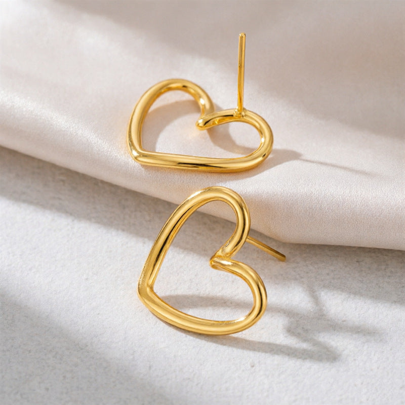 Gold Simple Geometric Twisted Heart-shaped Stainless Steel Stud Earrings
