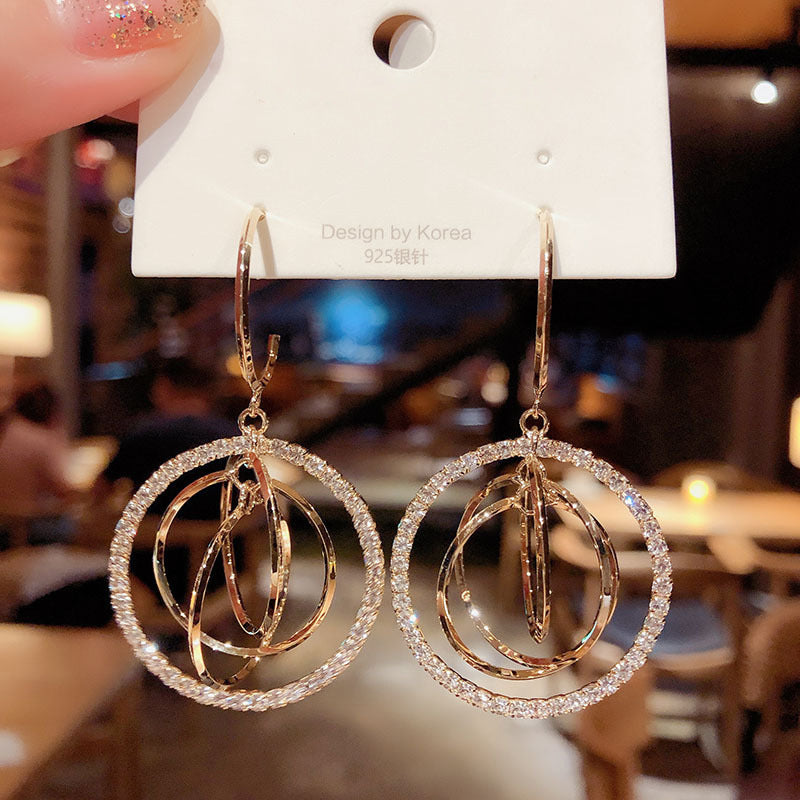 Style 1 Alloy Diamond-encrusted Teardrop-shaped Earrings
