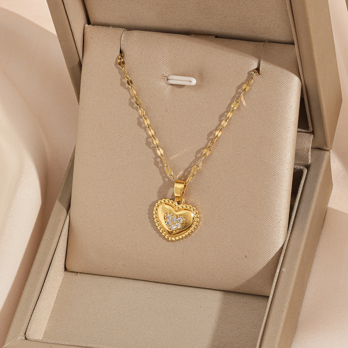 Lip Chain Stainless Steel Diamond Heart Necklace