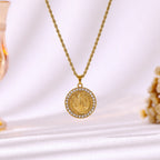 B1 Necklace B Stainless Steel Diamond-encrusted Portrait Necklace