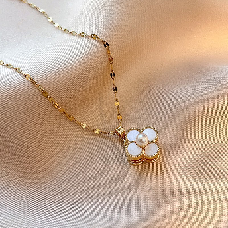 White Titanium Steel Rotating Bauhinia Zircon Necklace