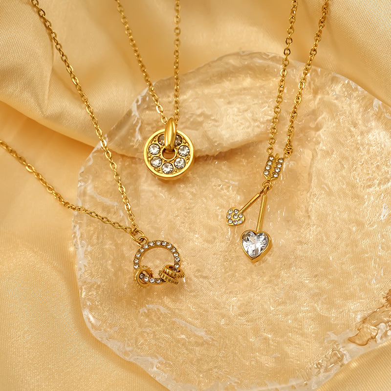 Fashion 1# Titanium Steel Round Necklace With Diamonds