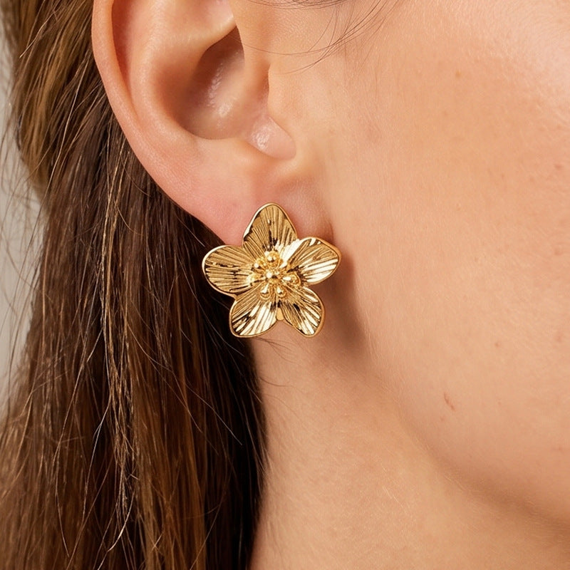 Three-leaf Flowers Glossy Waterdrop Stainless Steel Studs