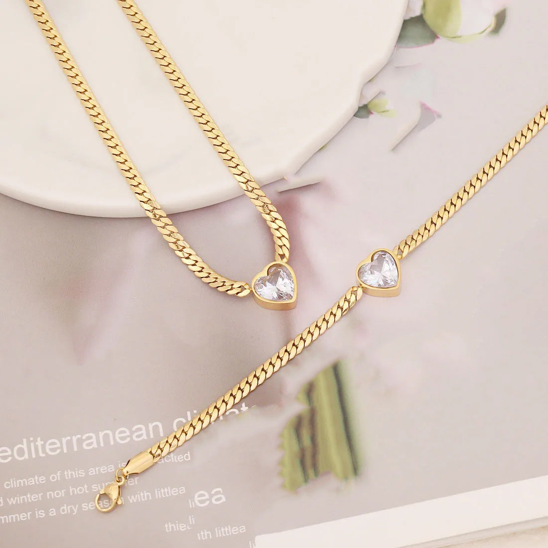 Combination Stainless Steel Diamond-encrusted Heart Necklace And Bracelet Set