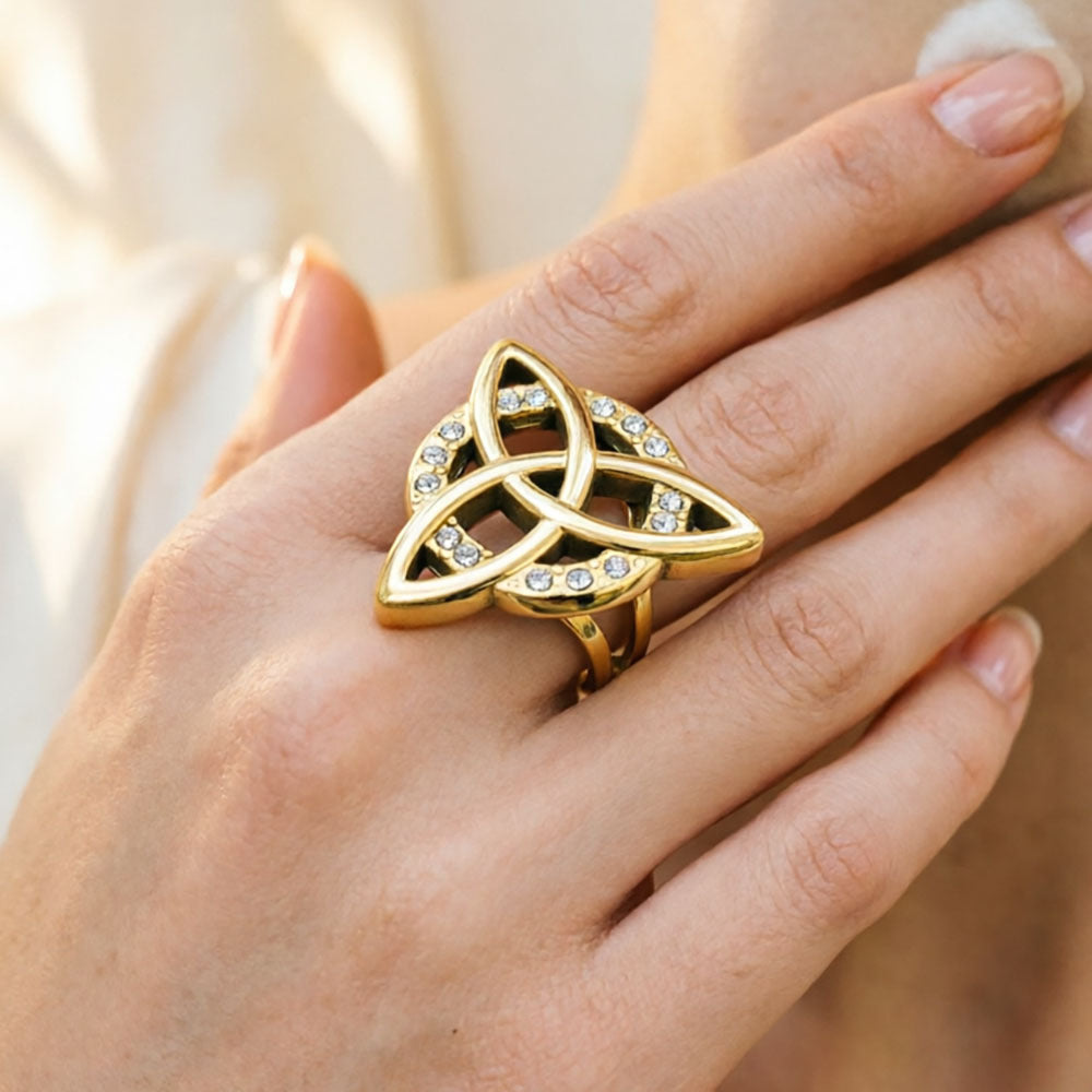 18k Gold 18k Gold Steel Geometric Hollow Zircon Ring
