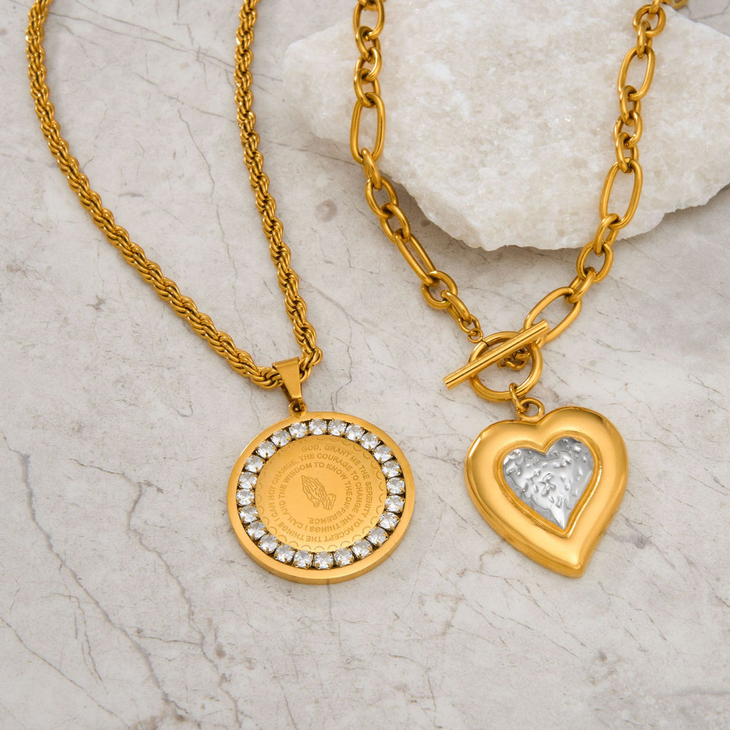 Gold Titanium Steel Ot Buckle Heart Necklace Inlaid With Zirconium