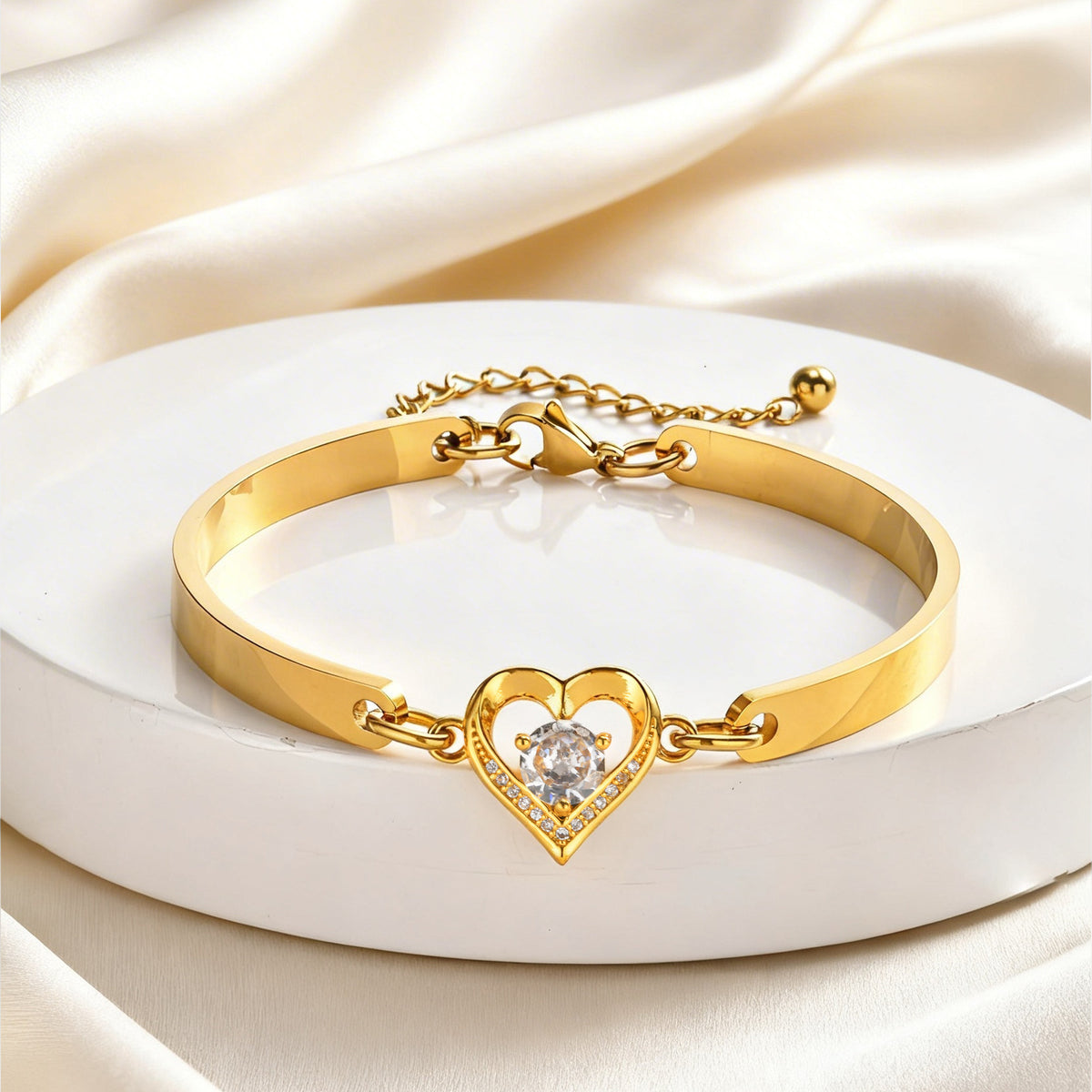 Gold Stainless Steel Diamond-encrusted Heart Bracelet