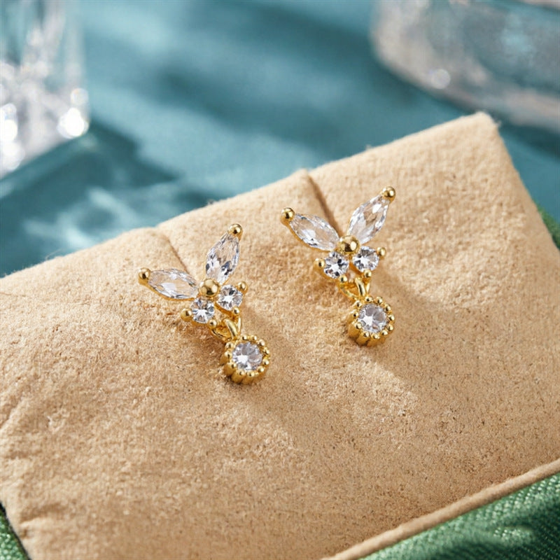 Gold 18k Gold Butterfly Pendant Screw Piercing