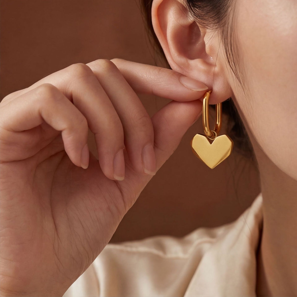 Gold 18k Gold Titanium Steel Faceted Mirror Heart Earrings