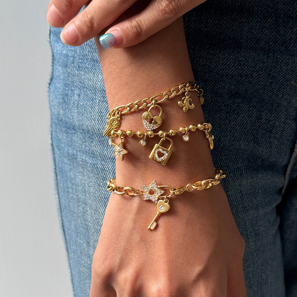 Bracelet #2 Stainless Steel Diamond-encrusted Five-pointed Star Key Bracelet
