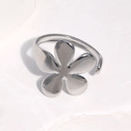 Steel Color Stainless Steel Ring Tarnish Free Flower Gold Plated Sweet Adjustable