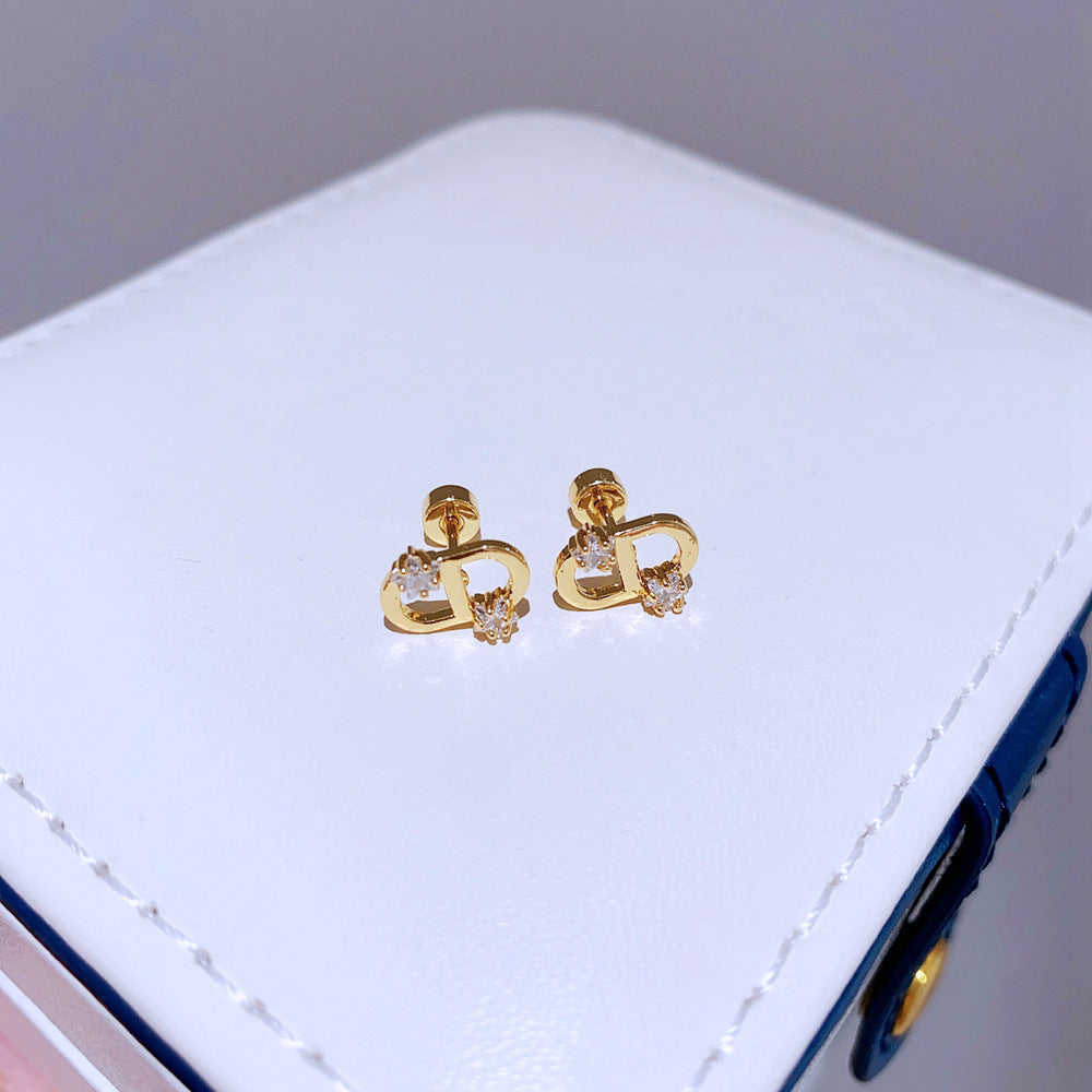 Golden Curved-ear Rabbit Titanium Steel Diamond-encrusted Rabbit Earrings