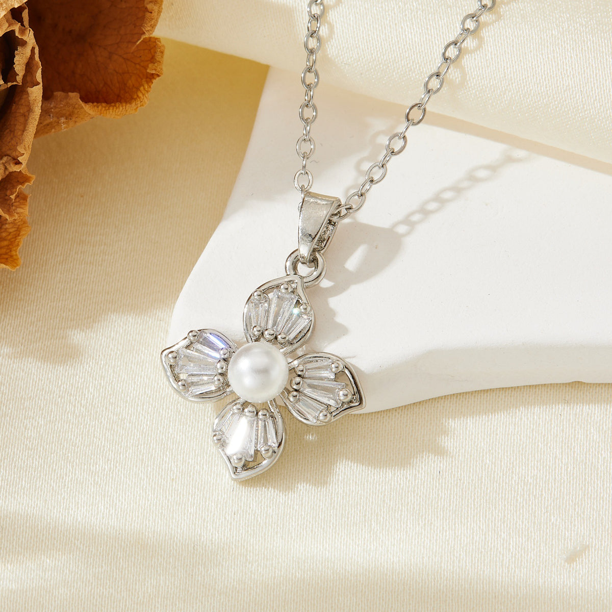 Silver 8 304 Stainless Steel Diamond Flower Necklace