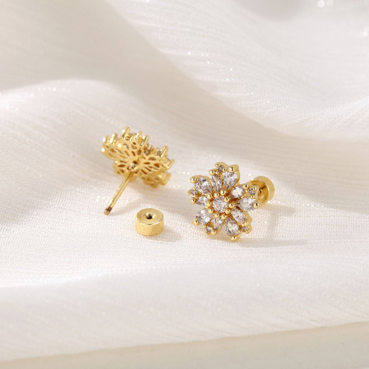 Gold Stainless Steel Snowflake Earrings Inlaid With Zircon