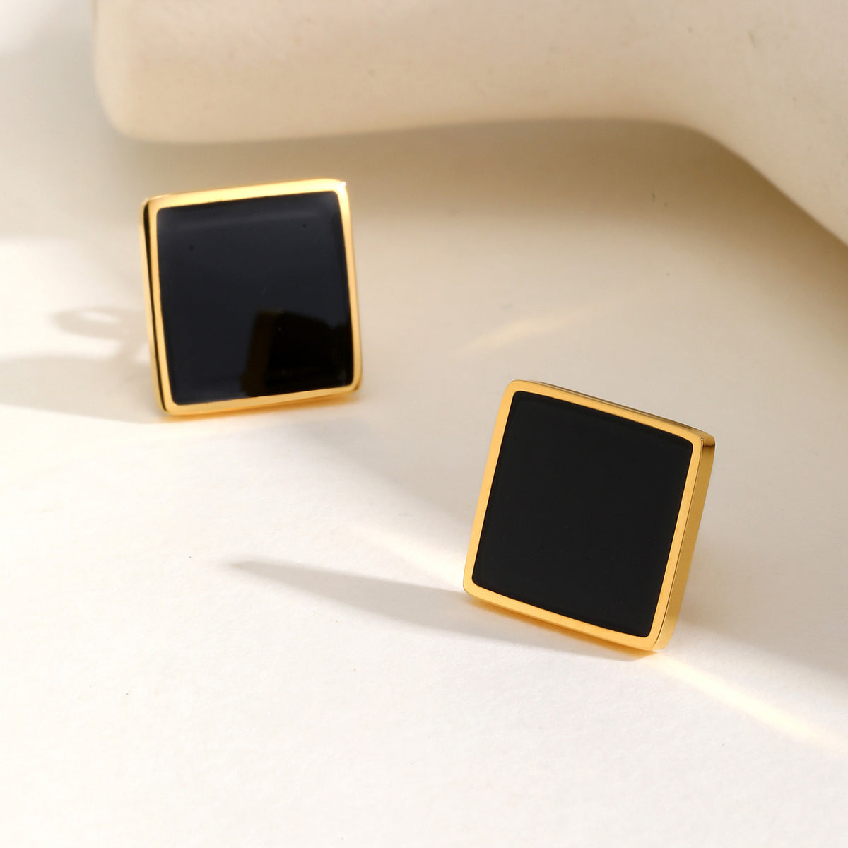 A Pair Stainless Steel Square Earrings