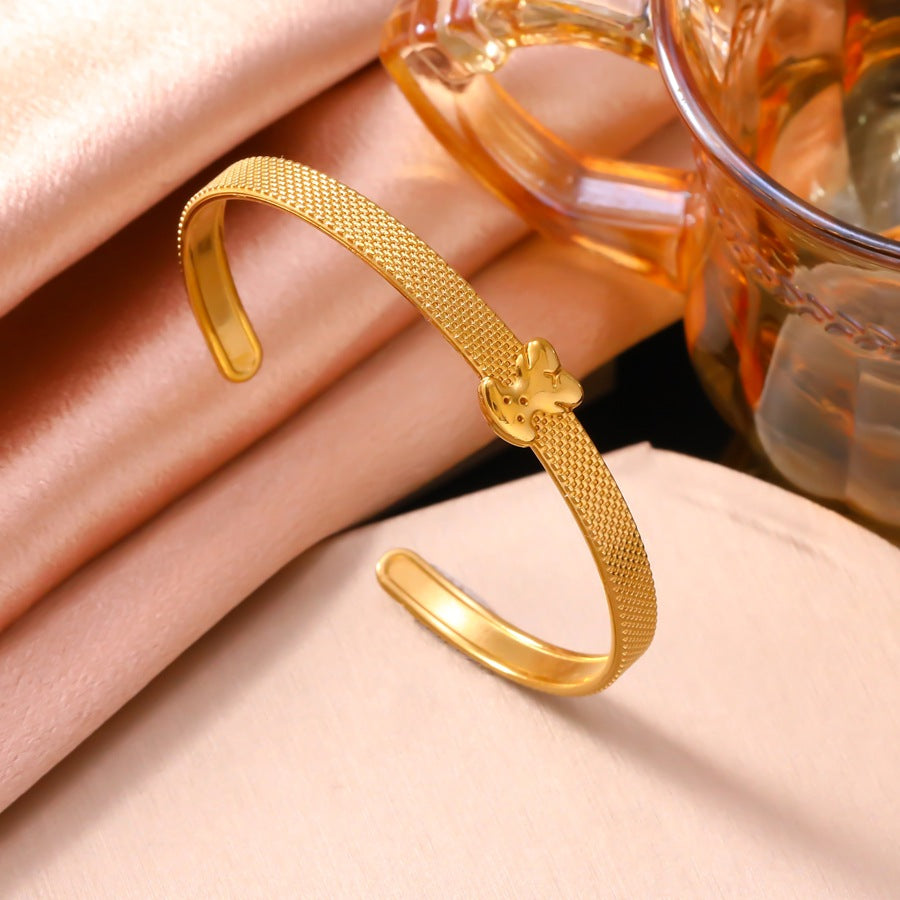Black Five-petal Flower Bracelet 18k Gold Plated Five Leaf Clover Bear Steel Bangle