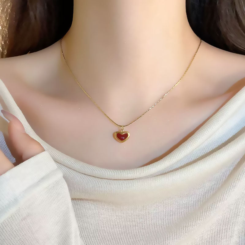 Fashion Heart White Shell Necklace Titanium Steel Heart Necklace