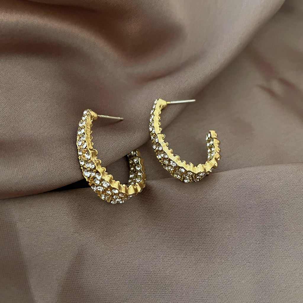 Style 1 Alloy Diamond-encrusted Teardrop-shaped Earrings