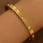 Gold Titanium Steel Diamond-encrusted Heart-shaped Nail Bracelet Set